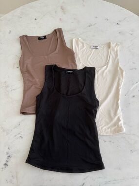 The Workshop Women’s Tank Top Bundle Mauve Tan White Black Size Small